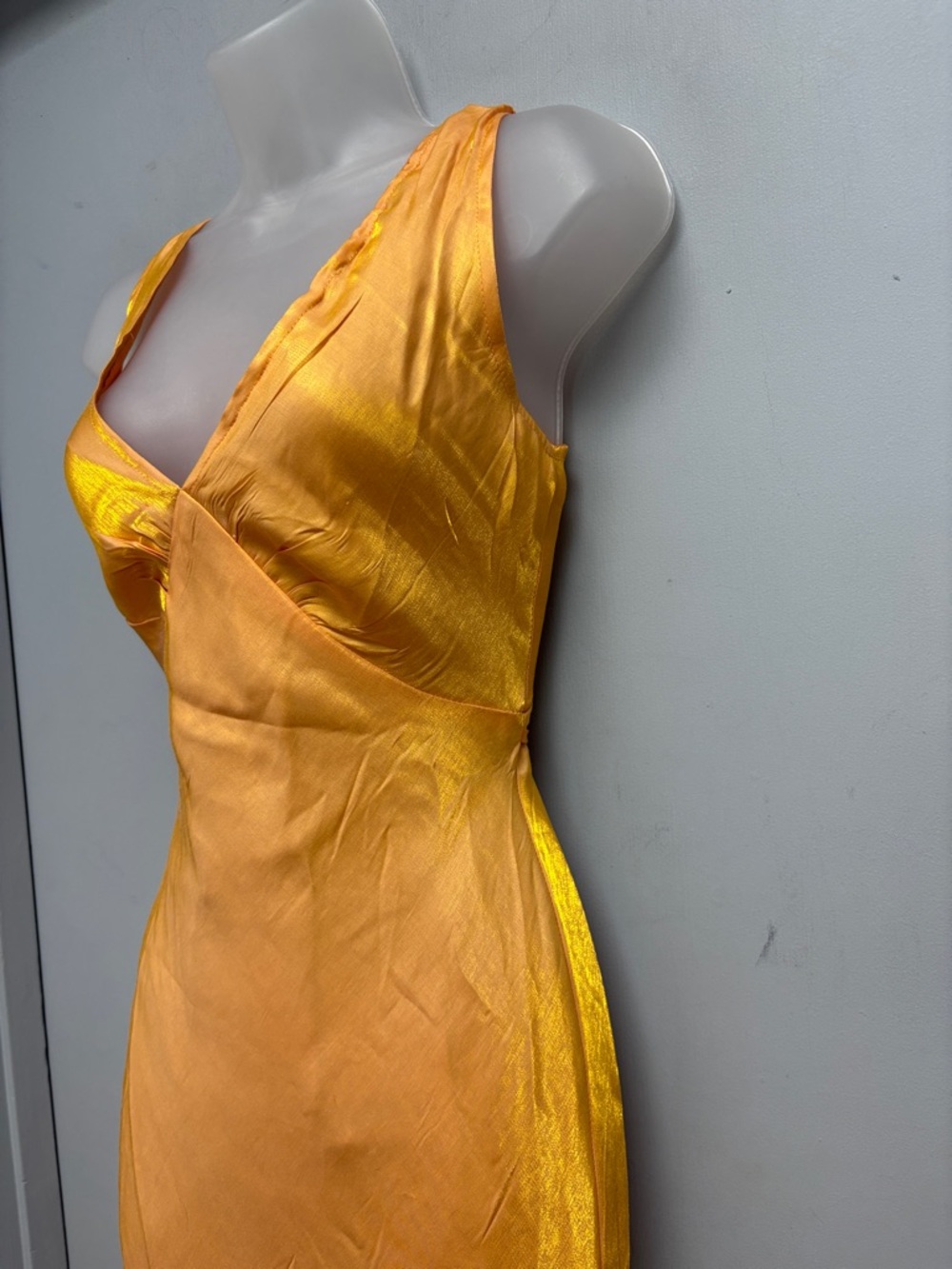 Peppermayo Loren Maxi Dress Mango Shimmer Satin Slip Dress Tie Back NWT Size 4 - Picture 4 of 11